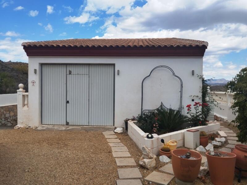 130-1422: Villa for Sale in Arboleas, Almería
