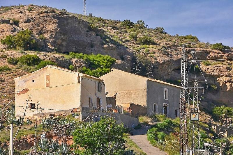 Cortijo: Traditional Cottage for Sale in Albox, Almería