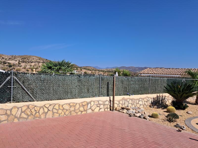 130-1437: Villa for Sale in Arboleas, Almería