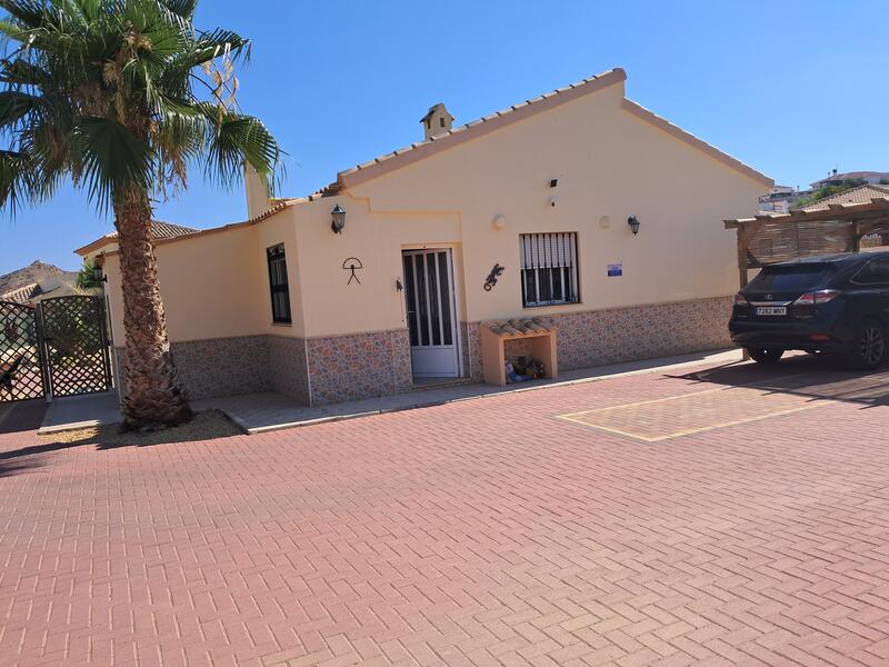 130-1437: Villa for Sale in Arboleas, Almería