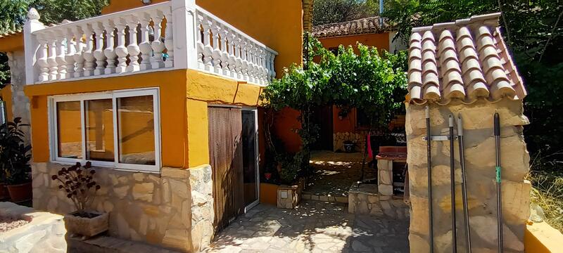 130-1442: Cortijo: Traditional Cottage for Sale in Albox, Almería