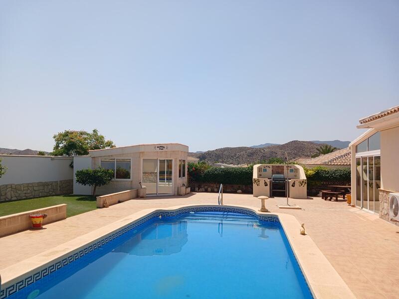 130-1445: Villa for Sale in Arboleas, Almería