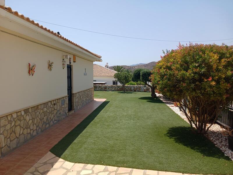 130-1445: Villa for Sale in Arboleas, Almería