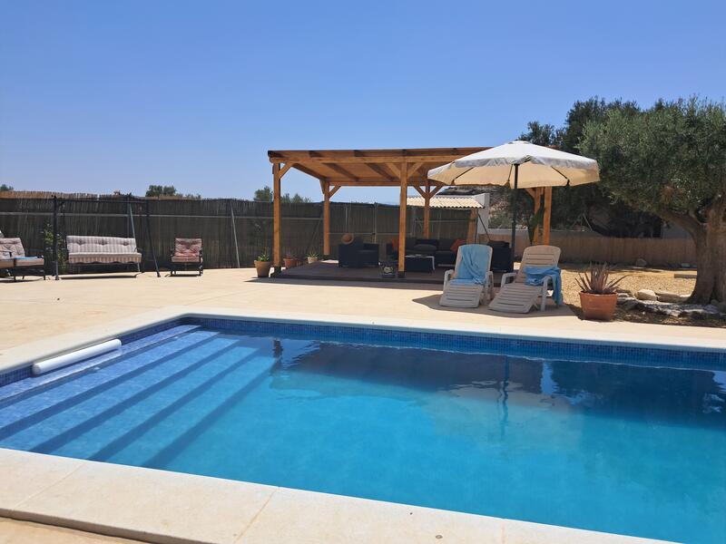 130-1448: Villa for Sale in Albox, Almería