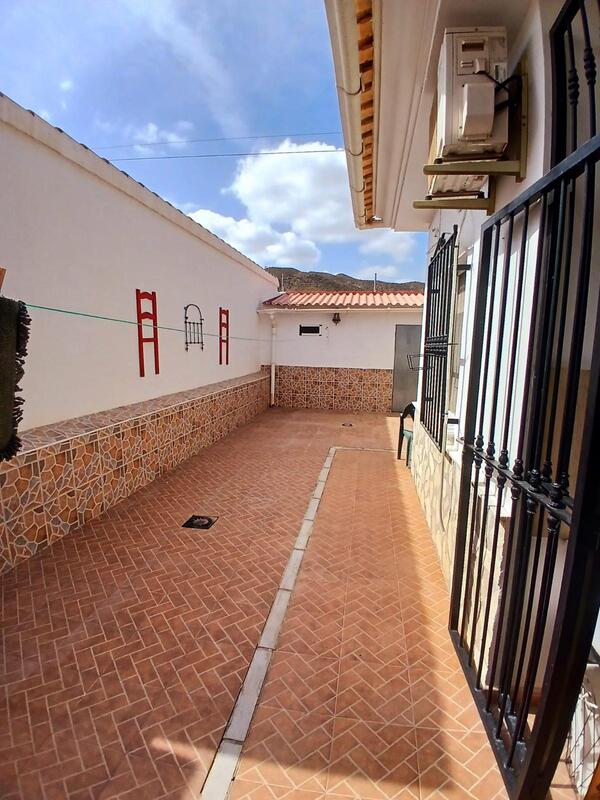 130-1455: Villa for Sale in Arboleas, Almería