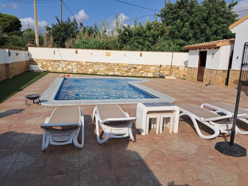 130-1458: Villa for Sale in Arboleas, Almería