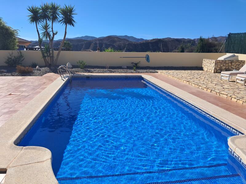 130-1461: Villa for Sale in Arboleas, Almería