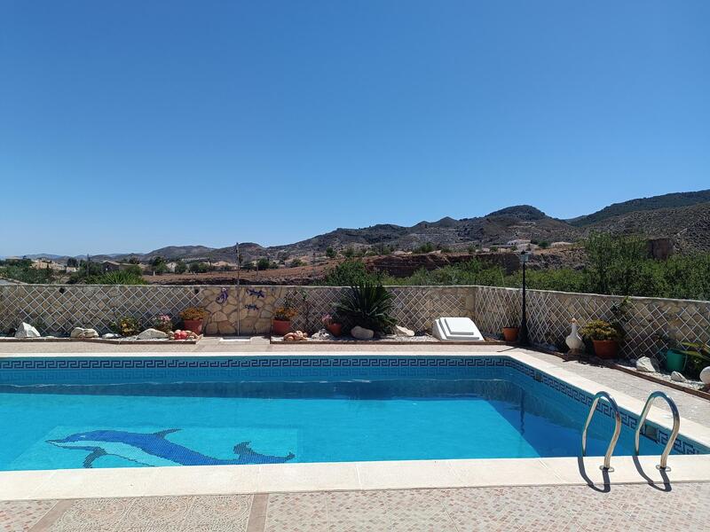 130-1462: Villa for Sale in Arboleas, Almería