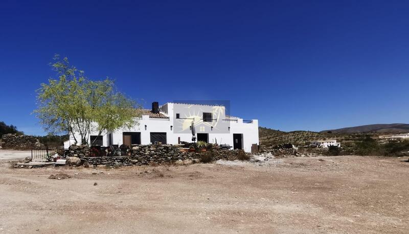 130-1464: Village House for Sale in Oria, Almería