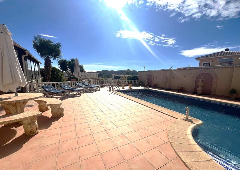 130-1465: Villa for Sale in Arboleas, Almería