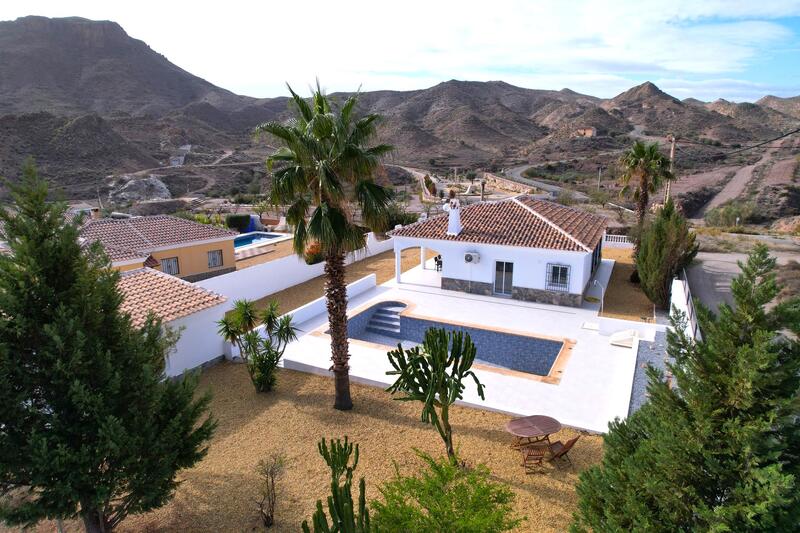 130-1468: Villa for Sale in Arboleas, Almería