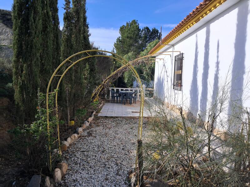 130-1470: Villa for Sale in Arboleas, Almería