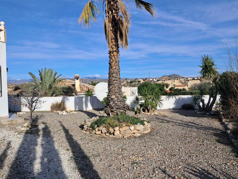 130-1470: Villa for Sale in Arboleas, Almería