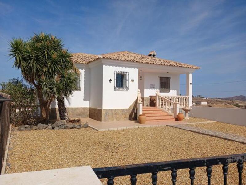 130-1472: Villa for Sale in Albox, Almería