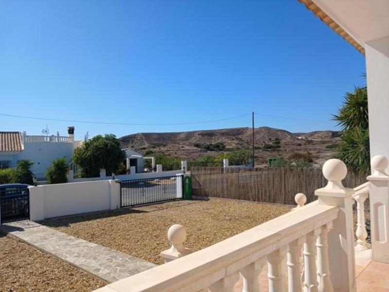 130-1472: Villa for Sale in Albox, Almería