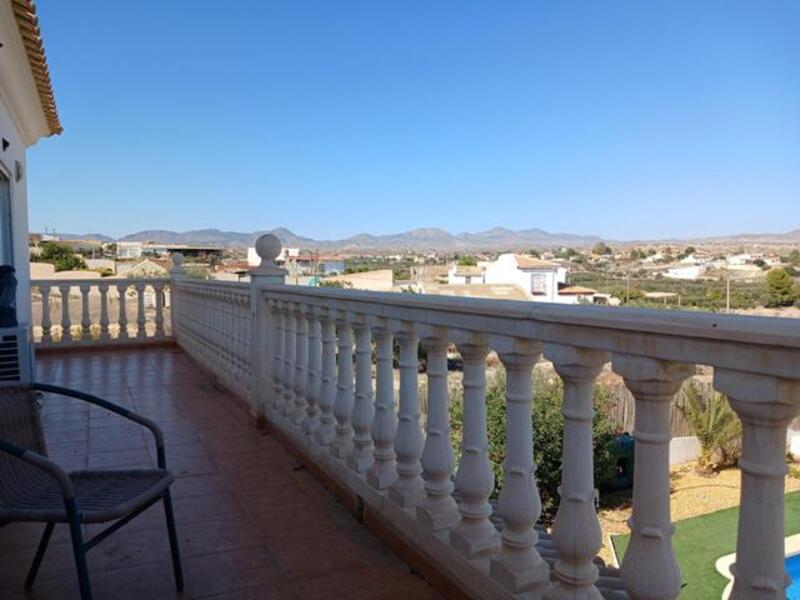 130-1472: Villa for Sale in Albox, Almería