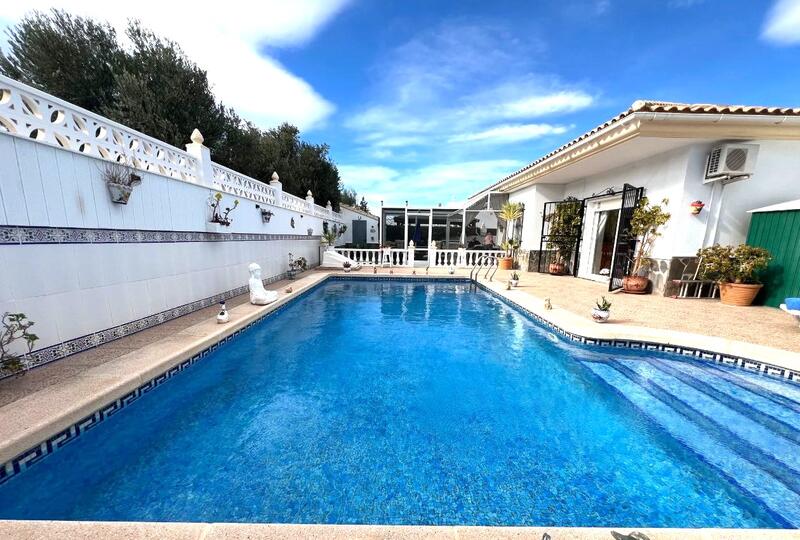 130-1473: Villa for Sale in Zurgena, Almería