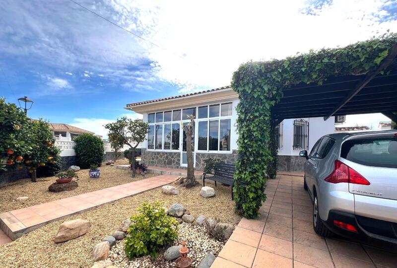 130-1473: Villa for Sale in Zurgena, Almería