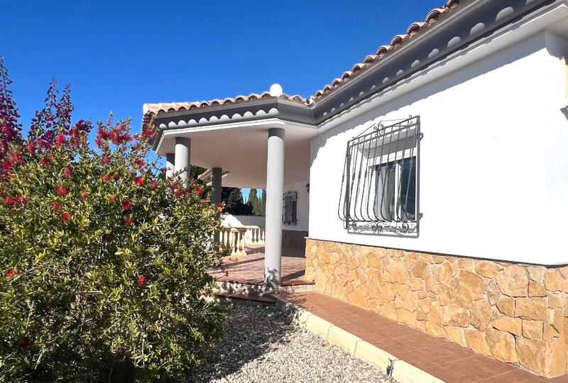 130-1475: Villa for Sale in Arboleas, Almería