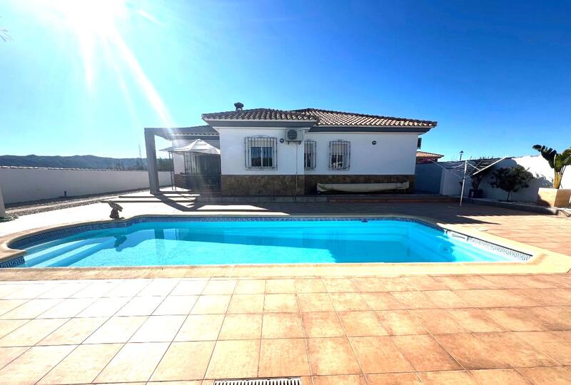 Villa for Sale in Arboleas, Almería