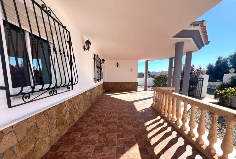 130-1475: Villa for Sale in Arboleas, Almería