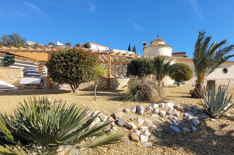 130-1476: Villa for Sale in Cantoria, Almería