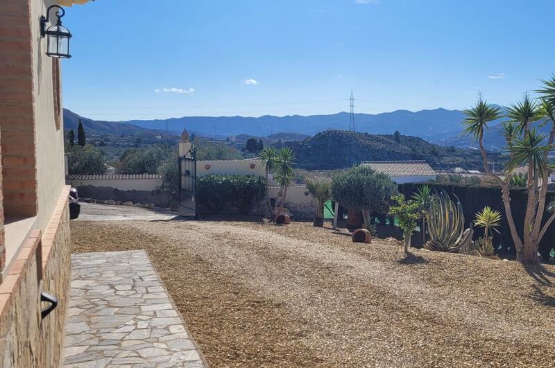 130-1476: Villa for Sale in Cantoria, Almería