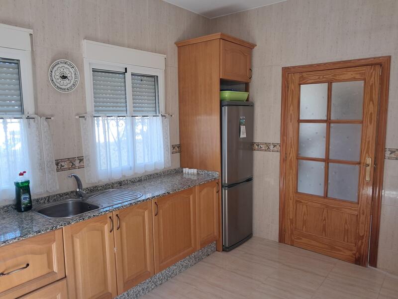 130-1477: Villa for Sale in Arboleas, Almería