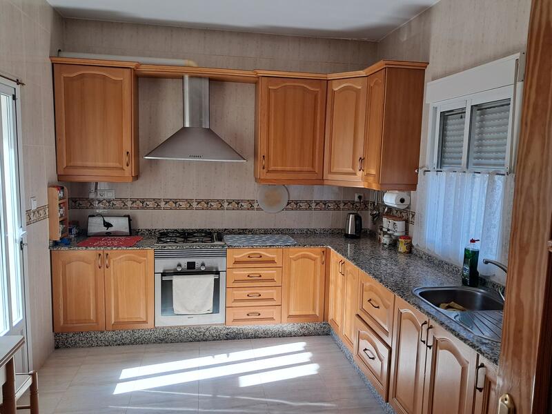 130-1477: Villa for Sale in Arboleas, Almería